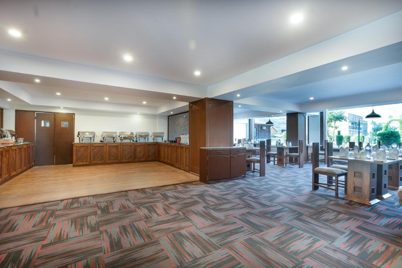 The Chinar Srinagar Hotel ภายนอก รูปภาพ