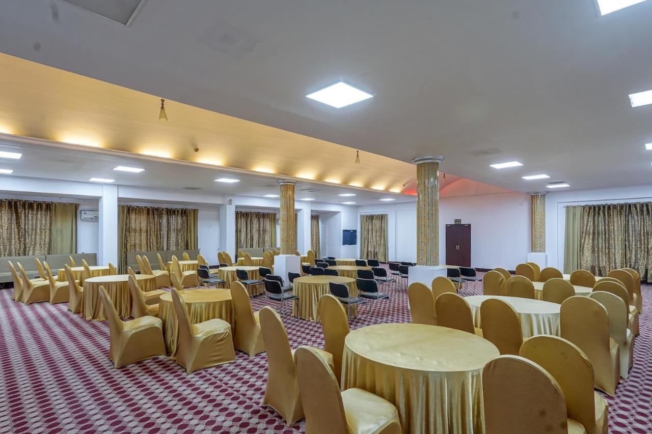 The Chinar Srinagar Hotel ภายนอก รูปภาพ