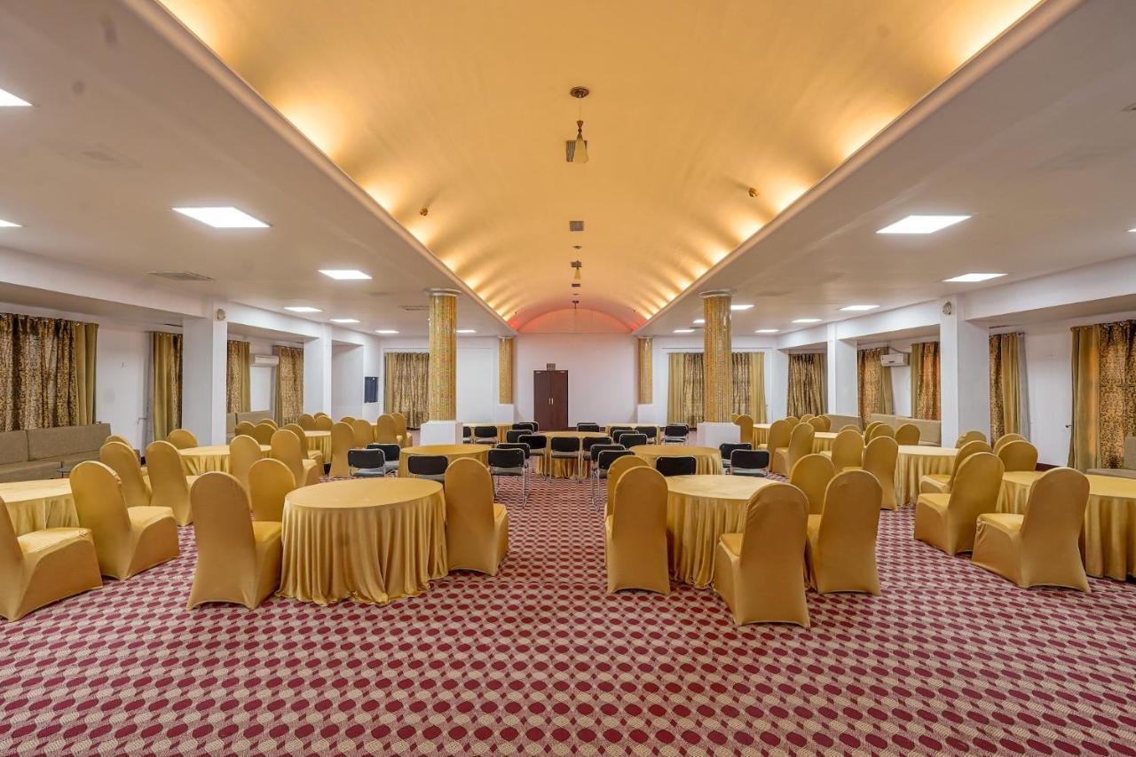The Chinar Srinagar Hotel ภายนอก รูปภาพ